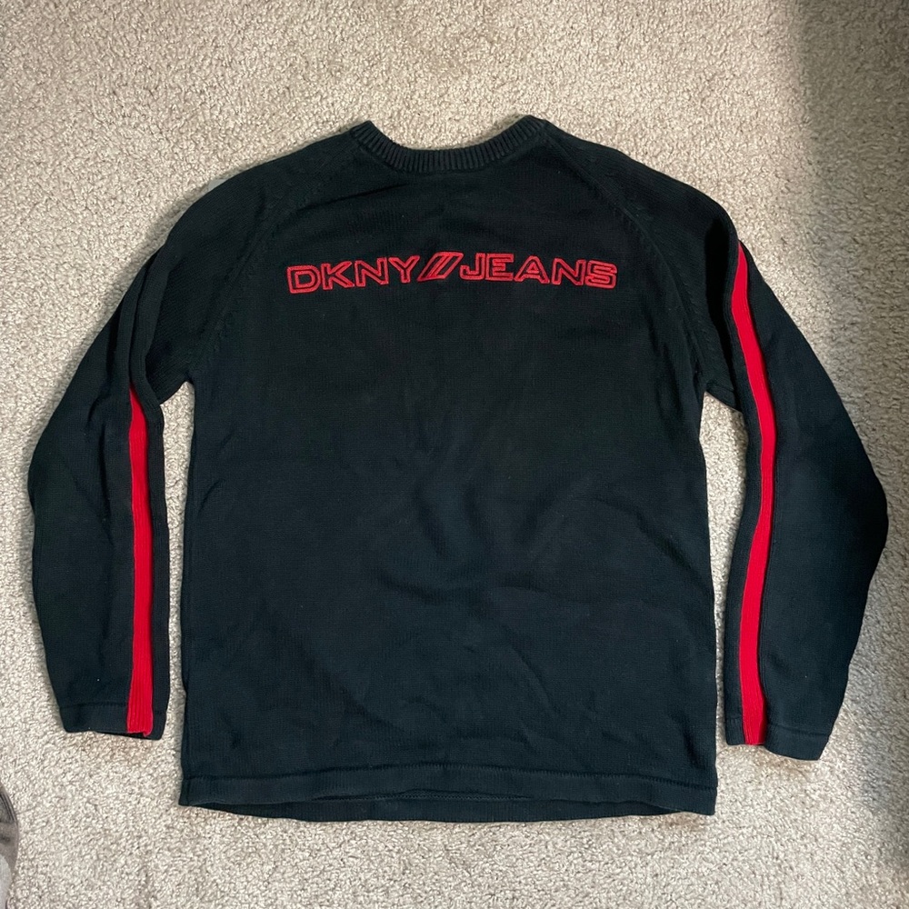 DKNY JEANS NAVY AND RED SWEATER 
SIZE L